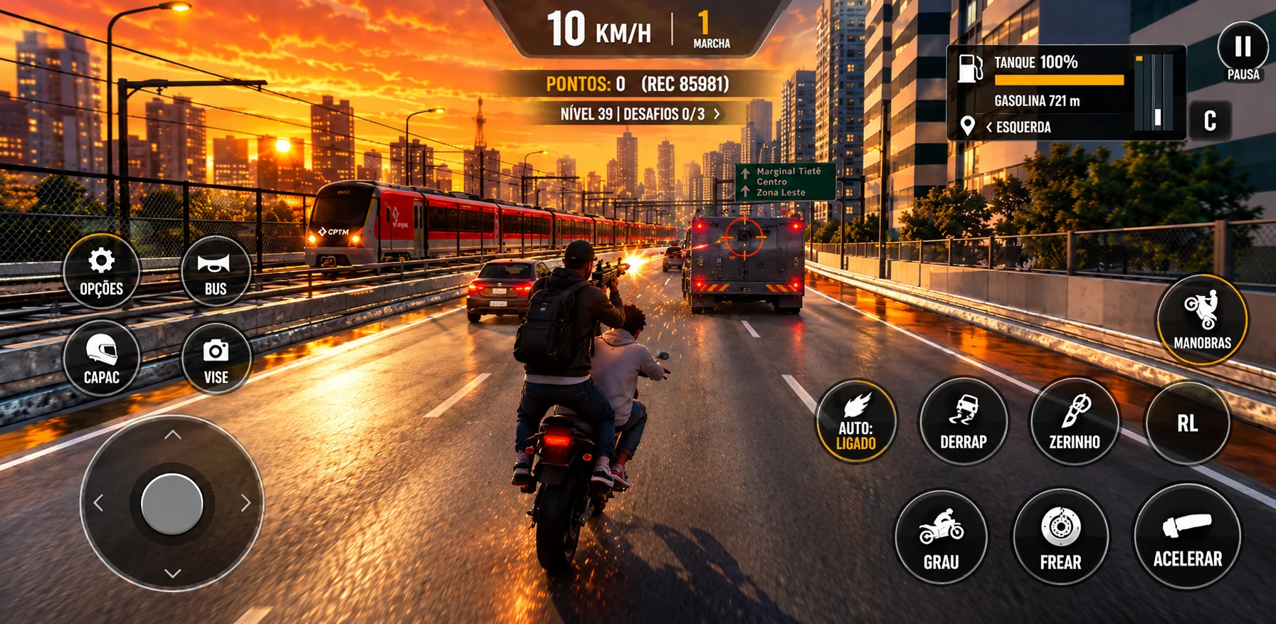 Missão com carro-forte na via e motociclista durante ação